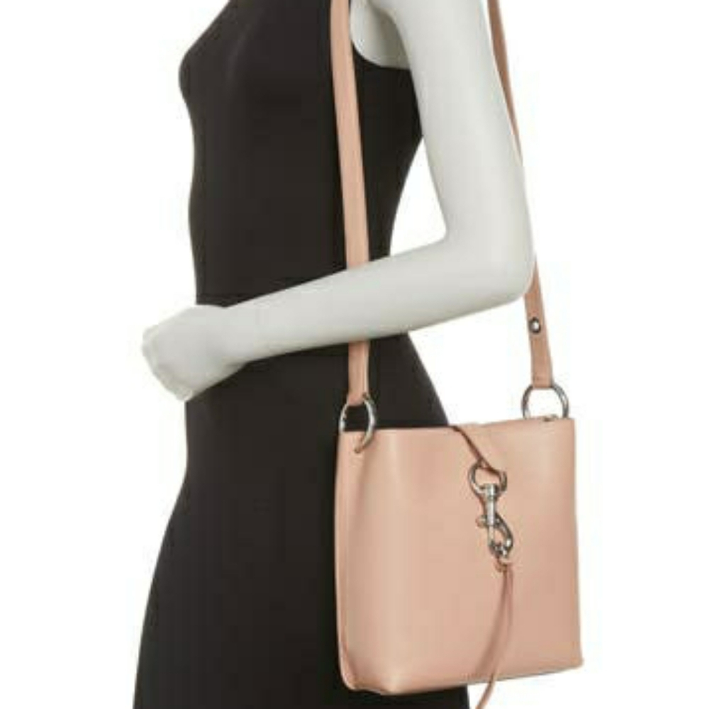 NWOT Rebecca Minkoff
Megan Small Feed Bag